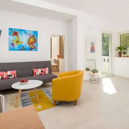Cozy Urban City Centre Near Beach Apartamento *